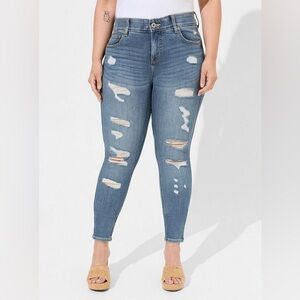 Torrid Bombshell Skinny Premium Stretch High Rise Distressed Jeans